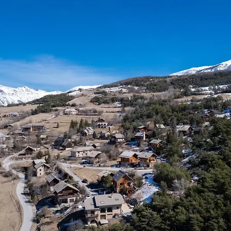 Parenthese Alpine - Poele A Bois - Calme - Parking * Enchastrayes