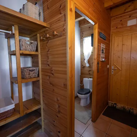 Parenthese Alpine - Poele A Bois - Calme - Parking Chalet Enchastrayes